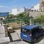 Apartment With A Parking Space Hvar - 5719