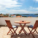Apartment With A Parking Space Hvar - 5719